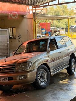 تويوتا لاندكروزر